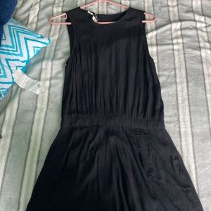 Black romper with pockets